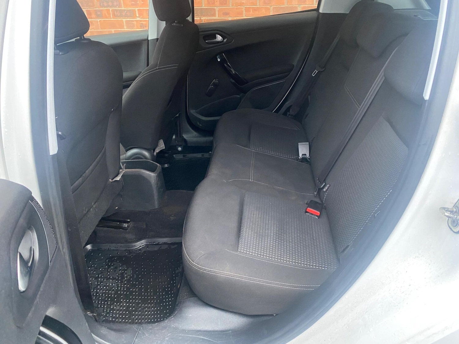 Used Peugeot 208 2017 for sale - 77386304: Photo 47