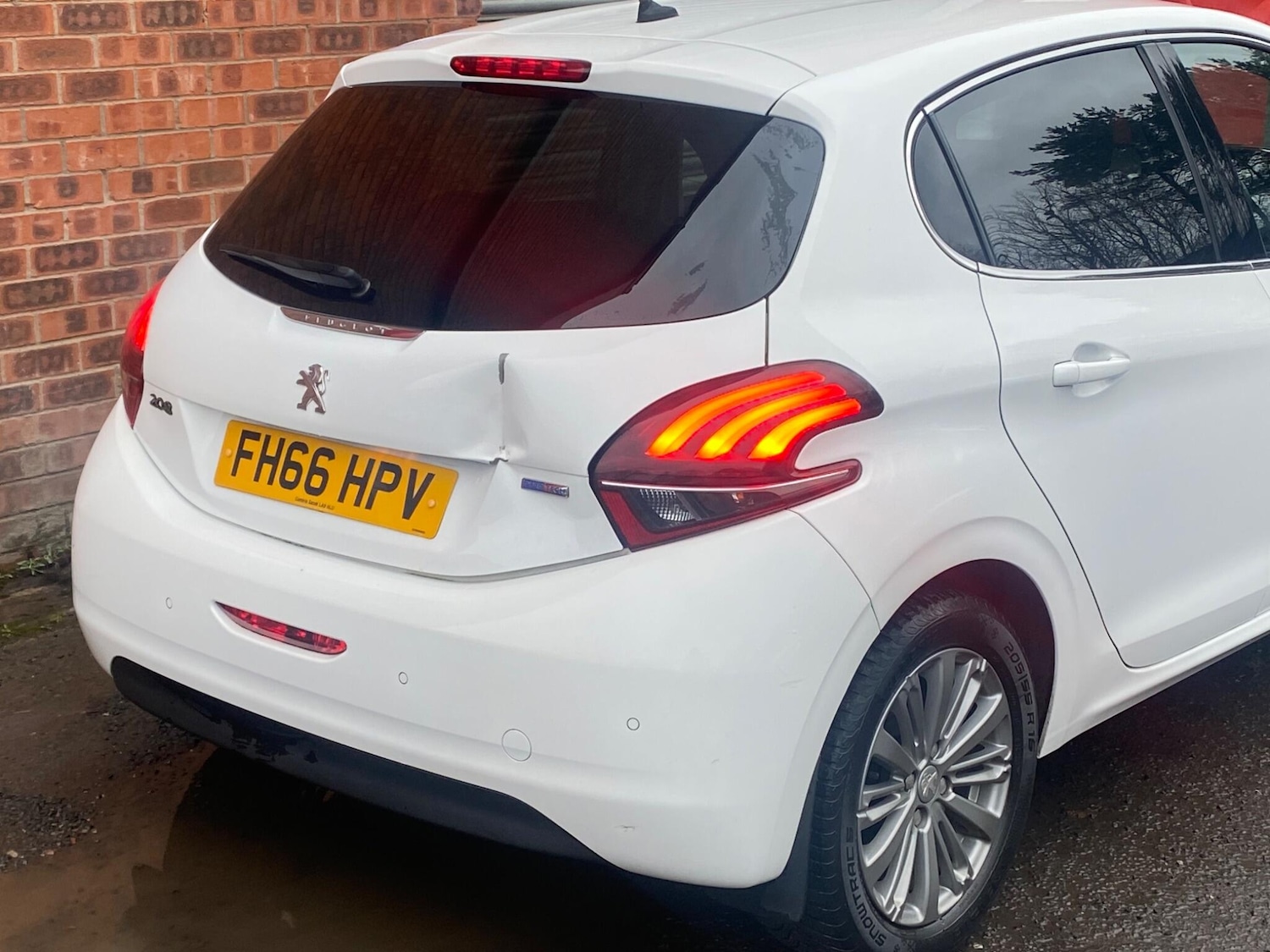 Used Peugeot 208 2017 for sale - 77386304: Photo 55