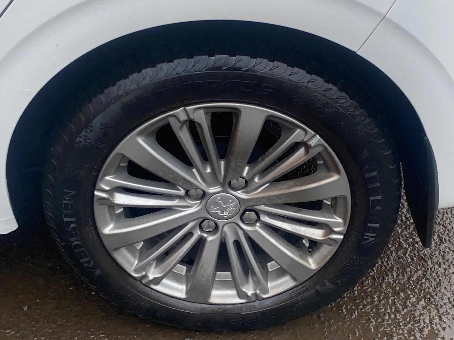 Used Peugeot 208 2017 for sale - 77386304: Photo 57