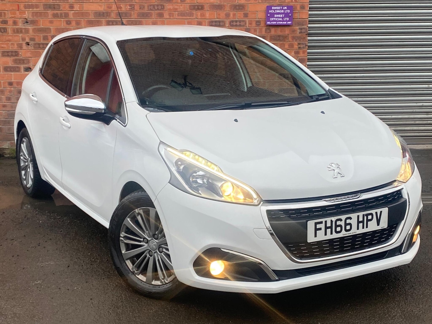 Used Peugeot 208 2017 for sale - 77386304: Photo 61