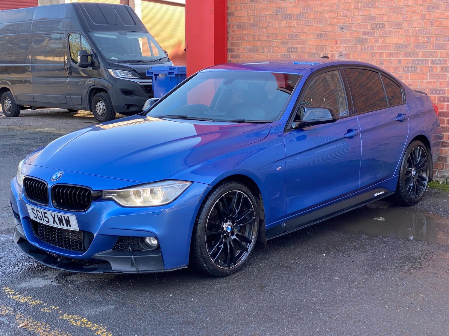 Used BMW 3 Series 2015 for sale - 76608107: Photo 2