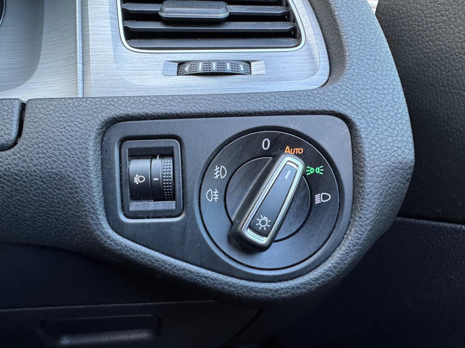 Used Volkswagen Golf for sale - 77441335: Photo 21