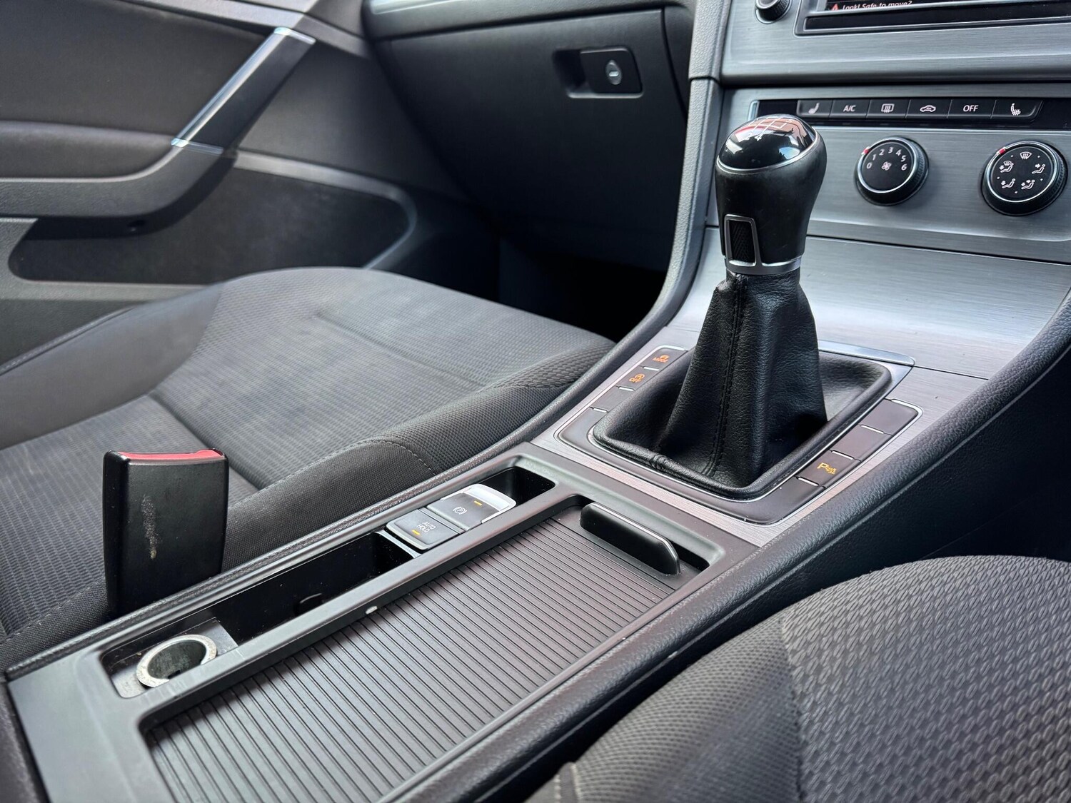 Used Volkswagen Golf for sale - 77441335: Photo 25