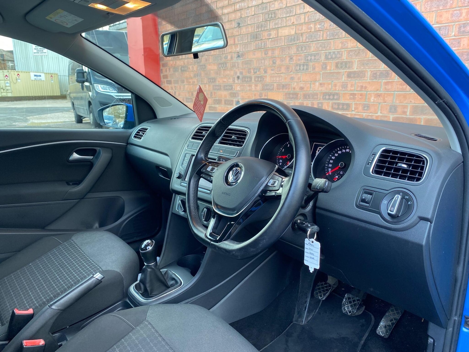 Used Volkswagen Polo 2014 for sale - 76801887: Photo 15