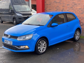 Used Volkswagen Polo 2014 for sale - 76801887: Photo