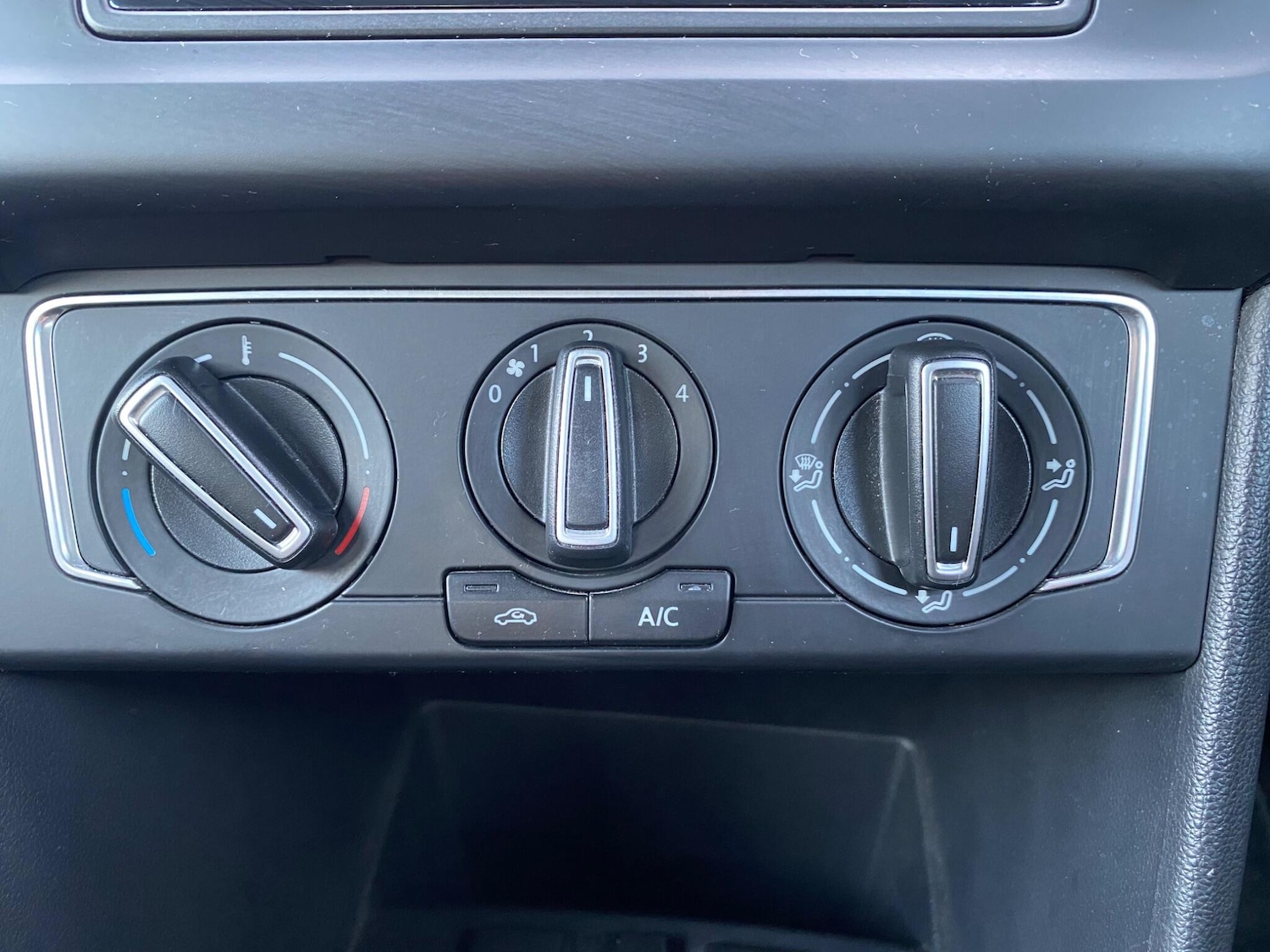 Used Volkswagen Polo 2014 for sale - 76801887: Photo 31