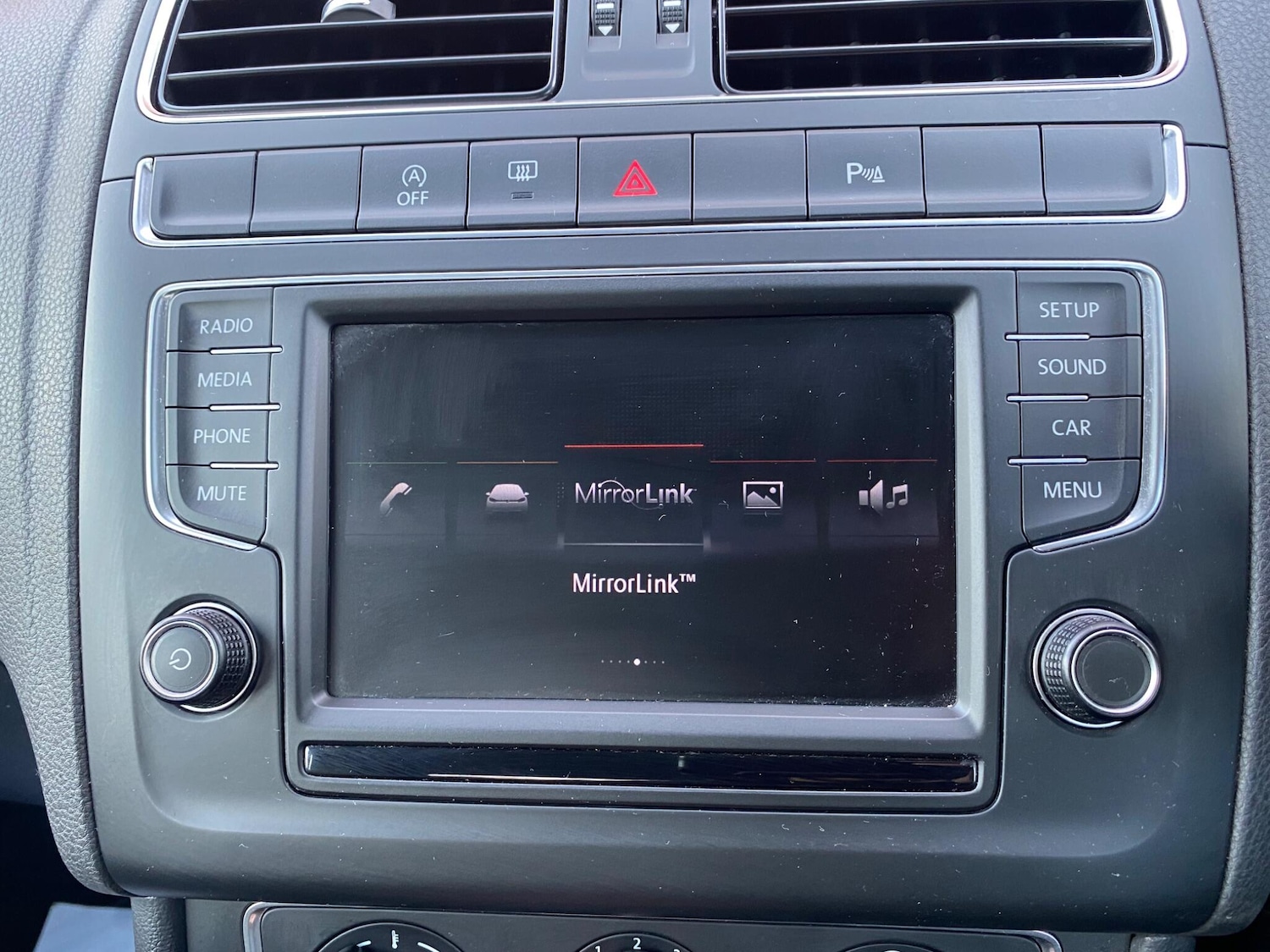 Used Volkswagen Polo 2014 for sale - 76801887: Photo 32