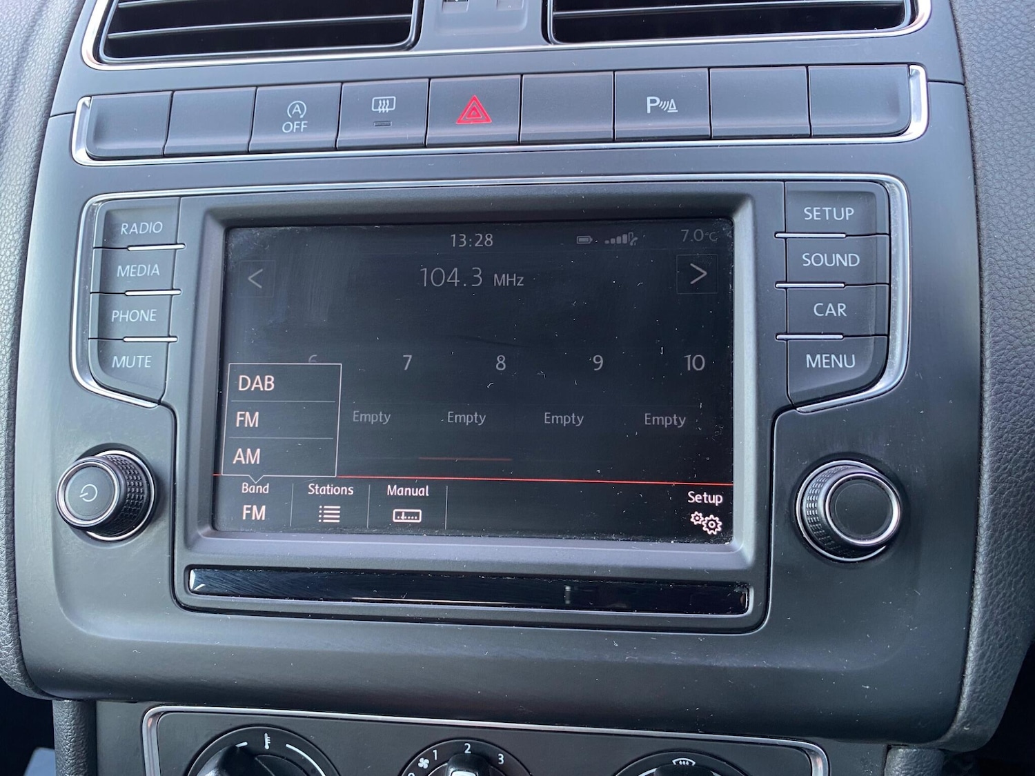 Used Volkswagen Polo 2014 for sale - 76801887: Photo 42