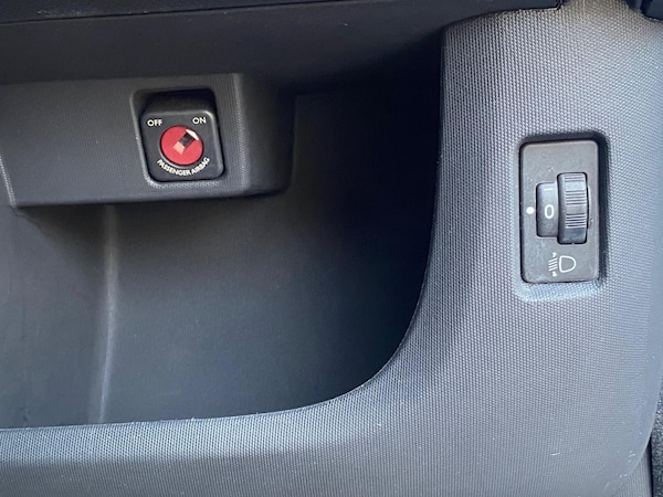 Used Peugeot 107 2012 for sale - 72936208: Photo 34