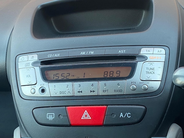 Used Peugeot 107 2012 for sale - 72936208: Photo 39