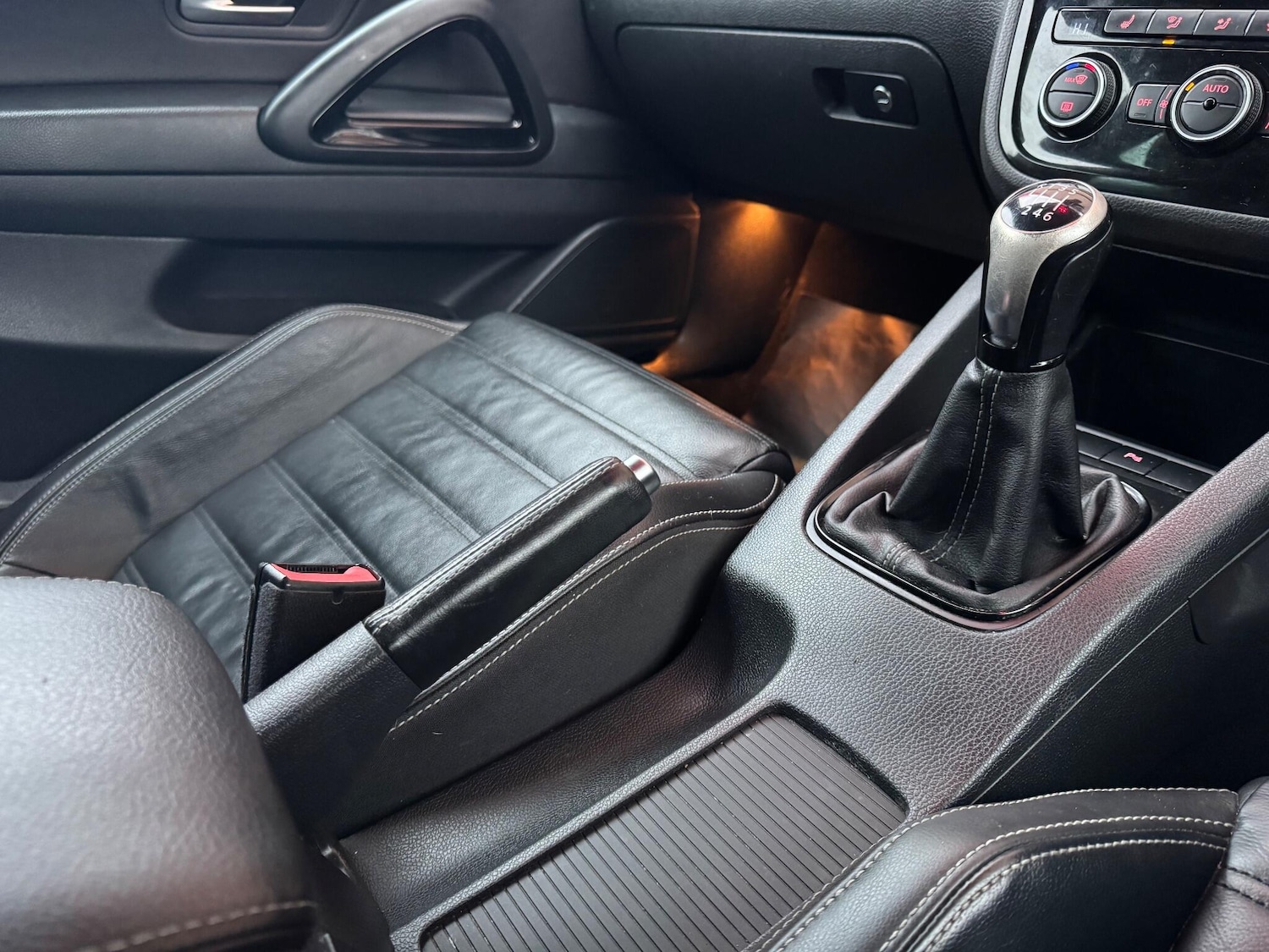 Used Volkswagen Scirocco 2017 for sale - 77633199: Photo 28