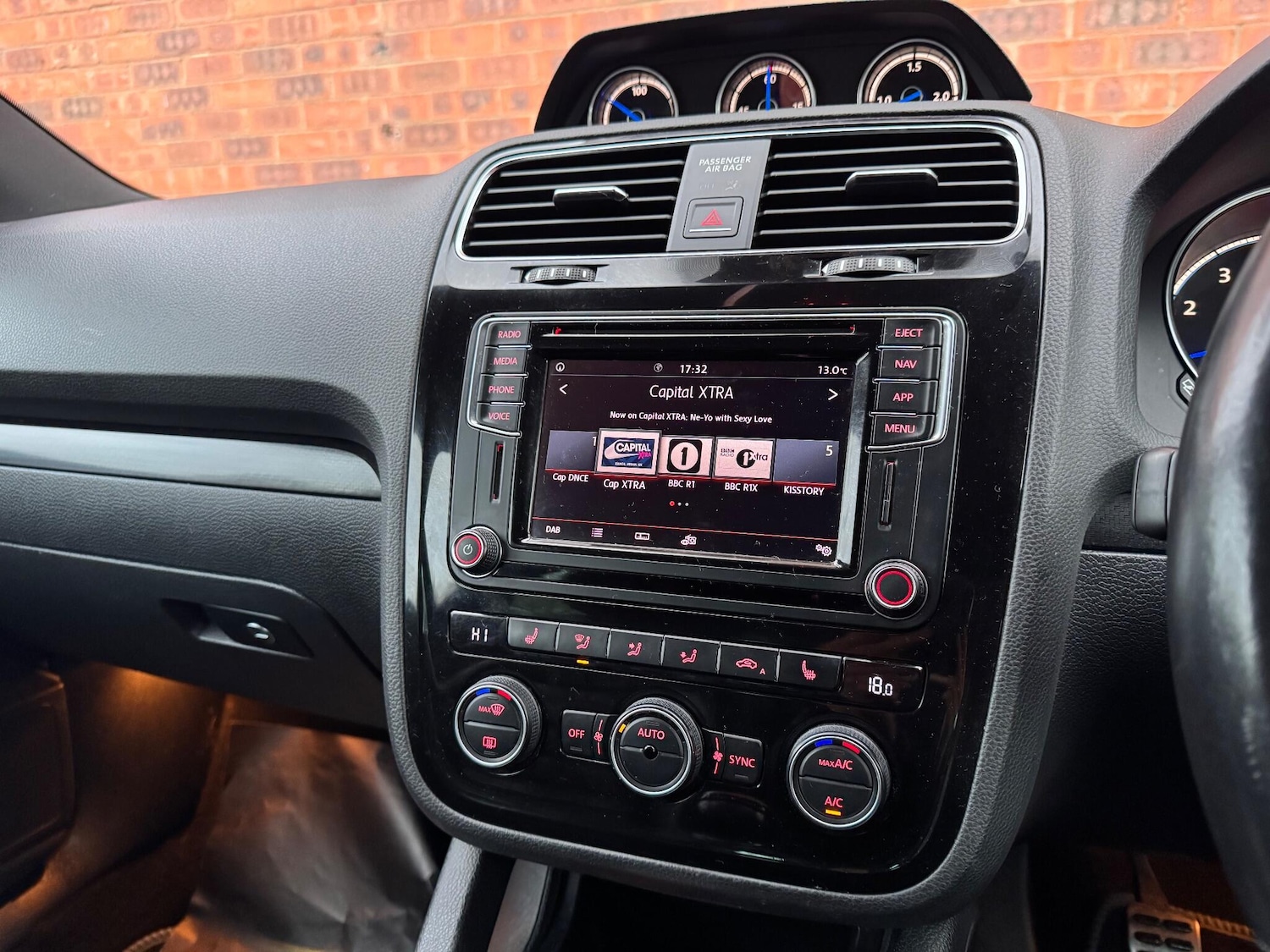 Used Volkswagen Scirocco 2017 for sale - 77633199: Photo 31