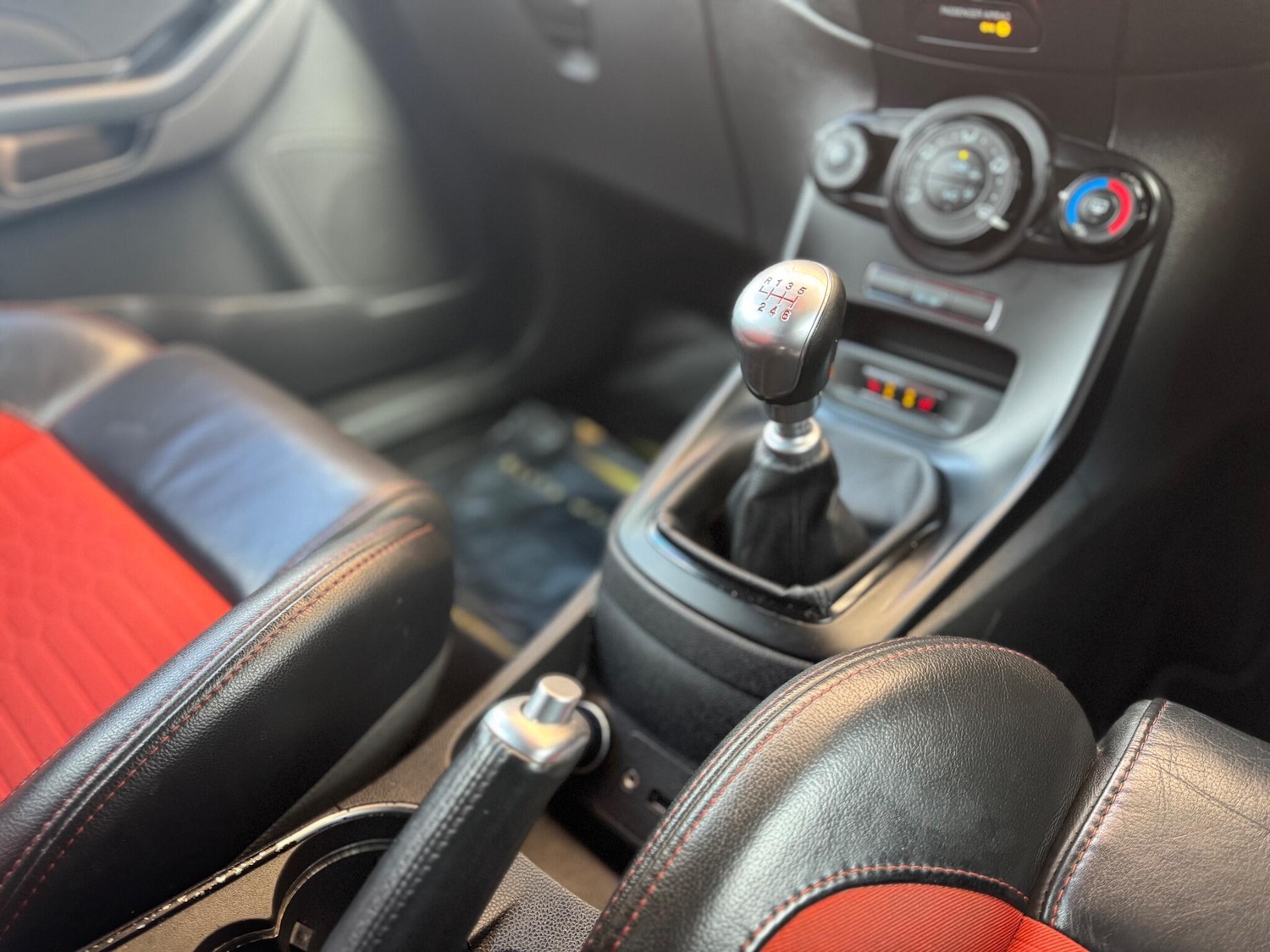 Used Ford Fiesta 2015 for sale - 77839227: Photo 48