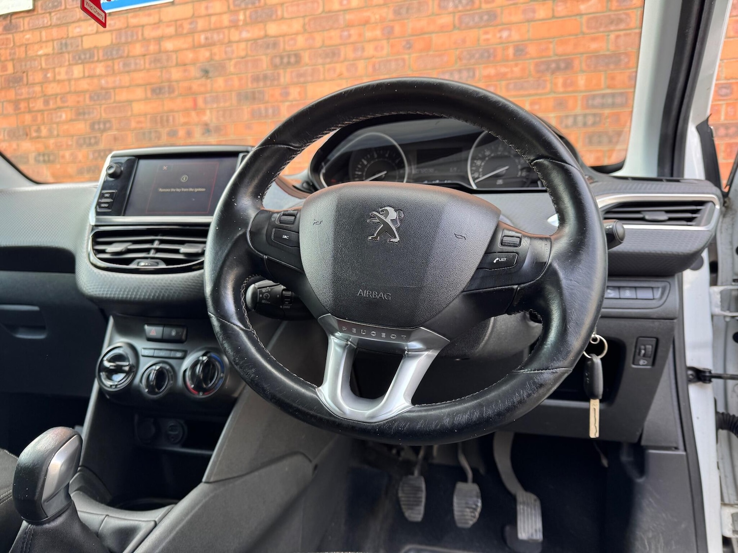 Used Peugeot 208 for sale - 78136337: Photo 36