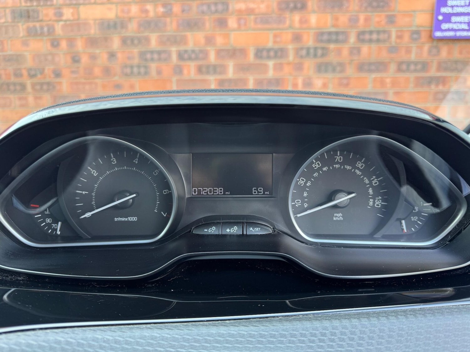 Used Peugeot 208 for sale - 78136337: Photo 37