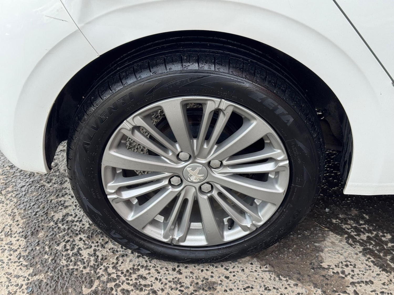 Used Peugeot 208 for sale - 78136337: Photo 59