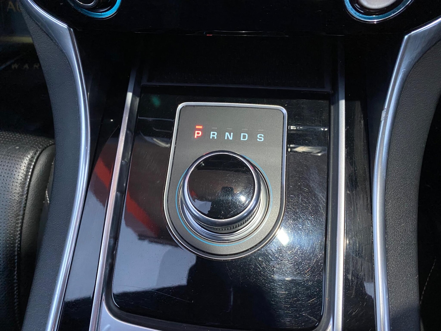 Used Jaguar XE 2016 for sale - 76398304: Photo 29