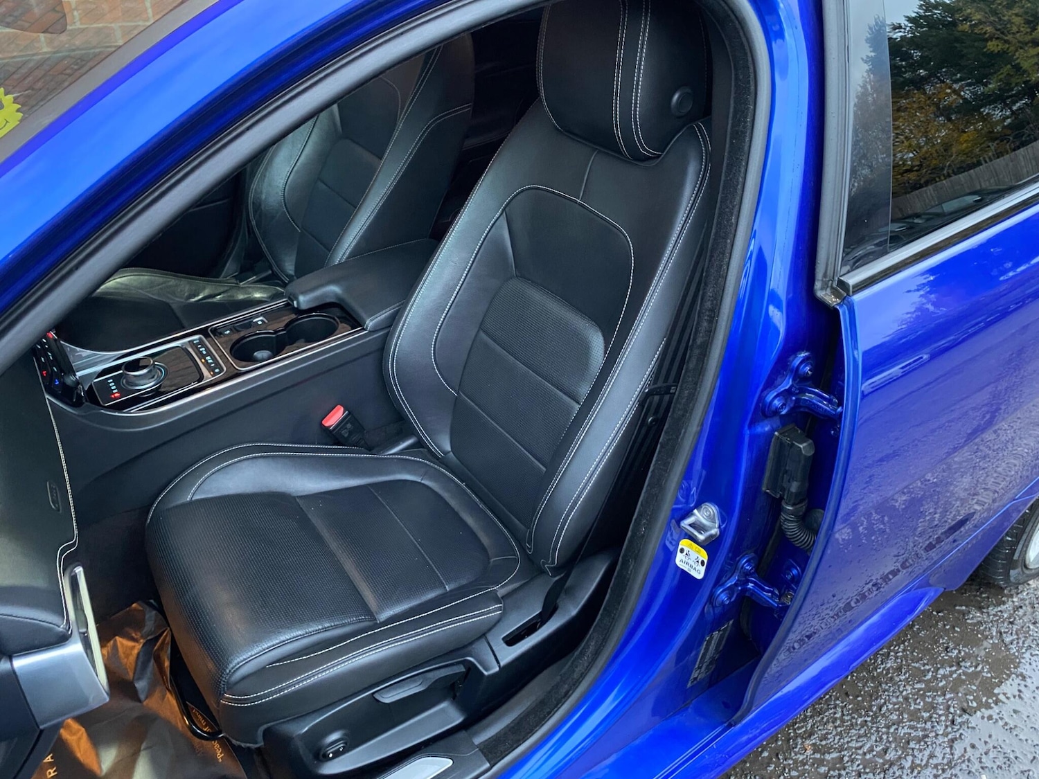 Used Jaguar XE 2016 for sale - 76398304: Photo 57