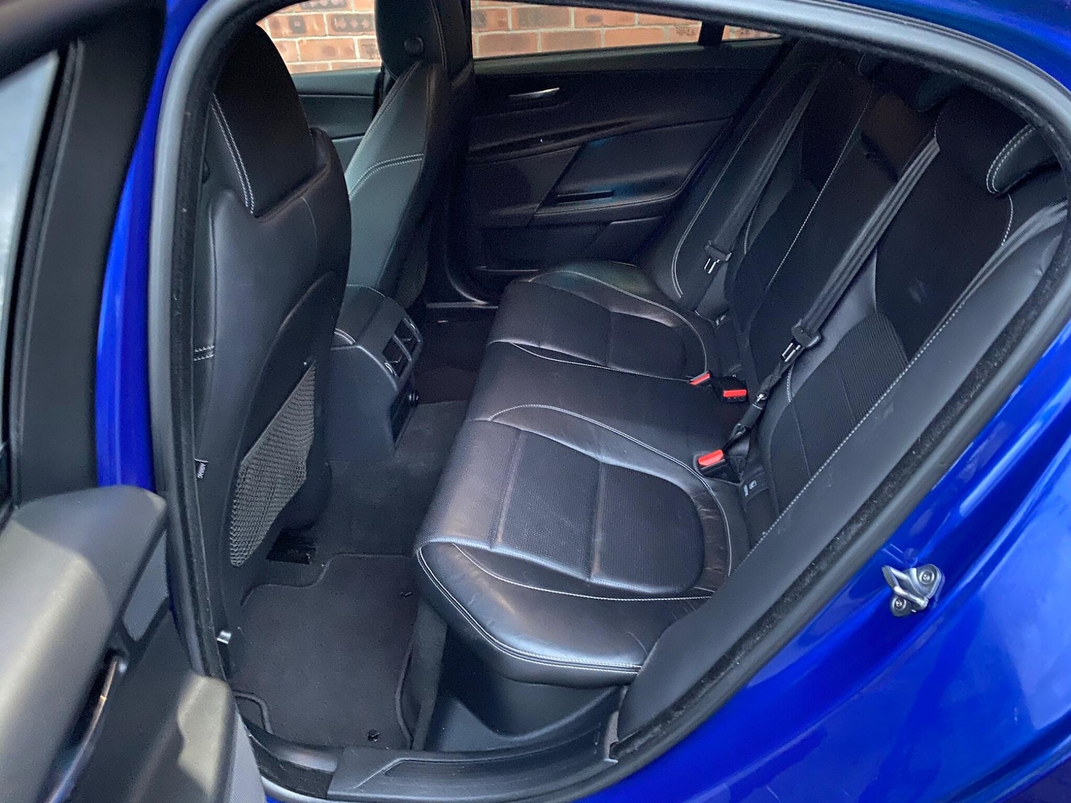 Used Jaguar XE 2016 for sale - 76398304: Photo 58