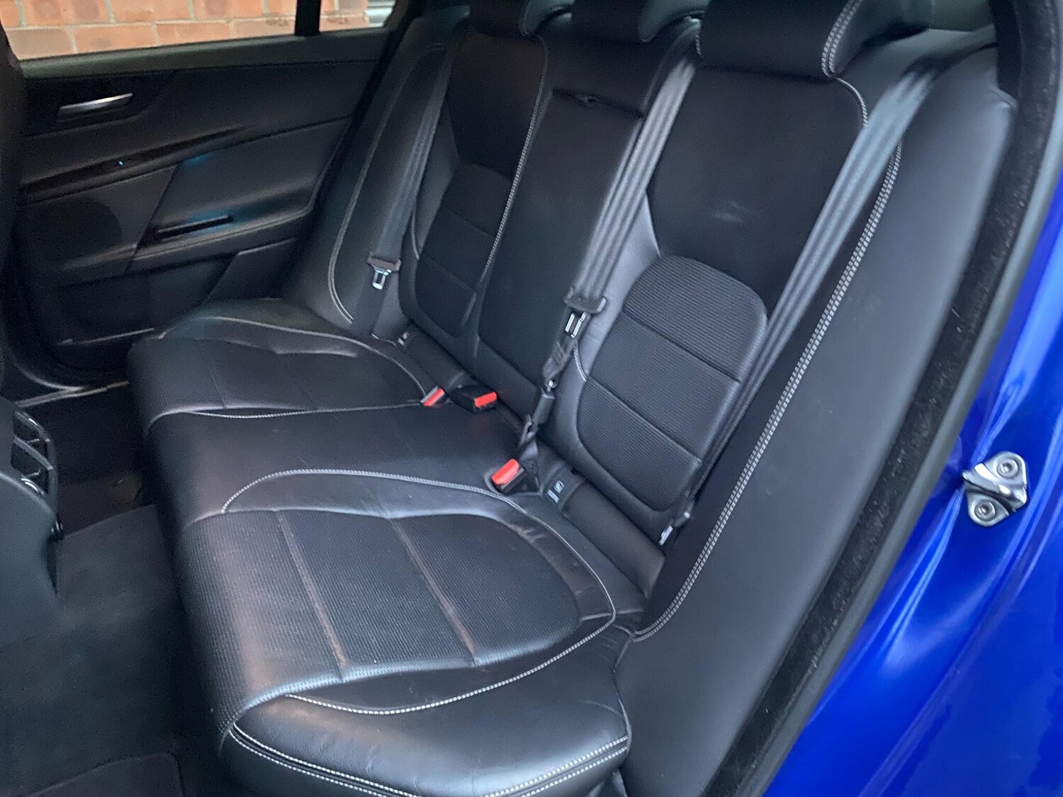 Used Jaguar XE 2016 for sale - 76398304: Photo 59