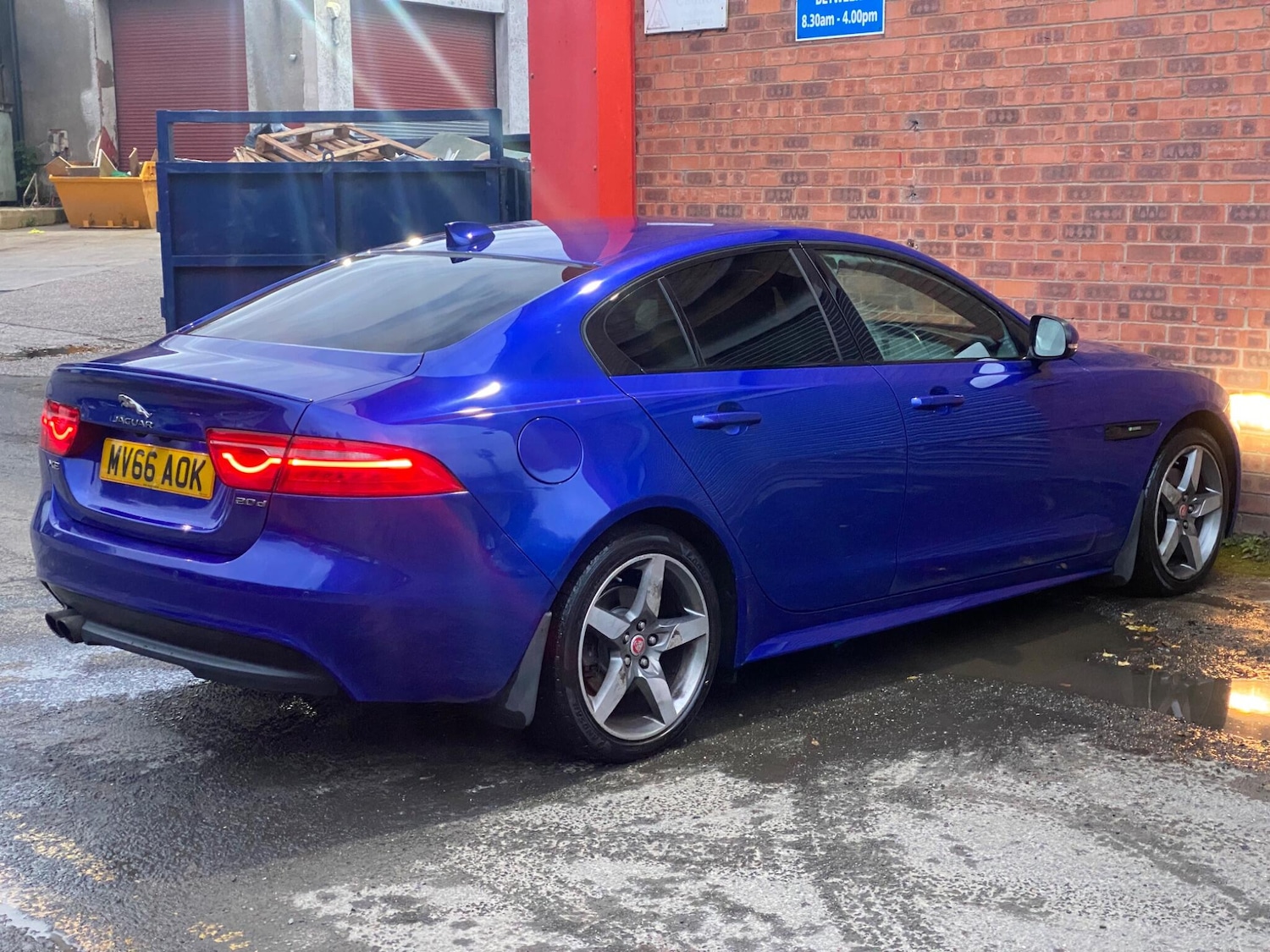 Used Jaguar XE 2016 for sale - 76398304: Photo 63