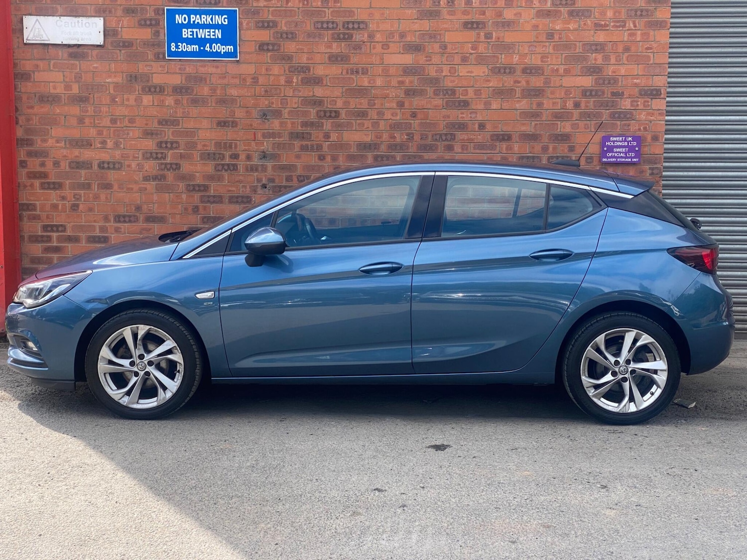 Used Vauxhall Astra for sale - 76991725: Photo 40