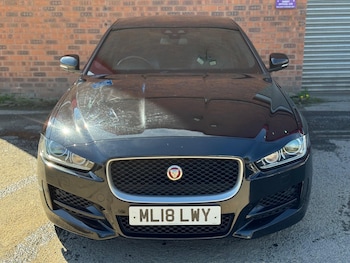 Used Jaguar XE 2018 for sale - 78157259: Photo