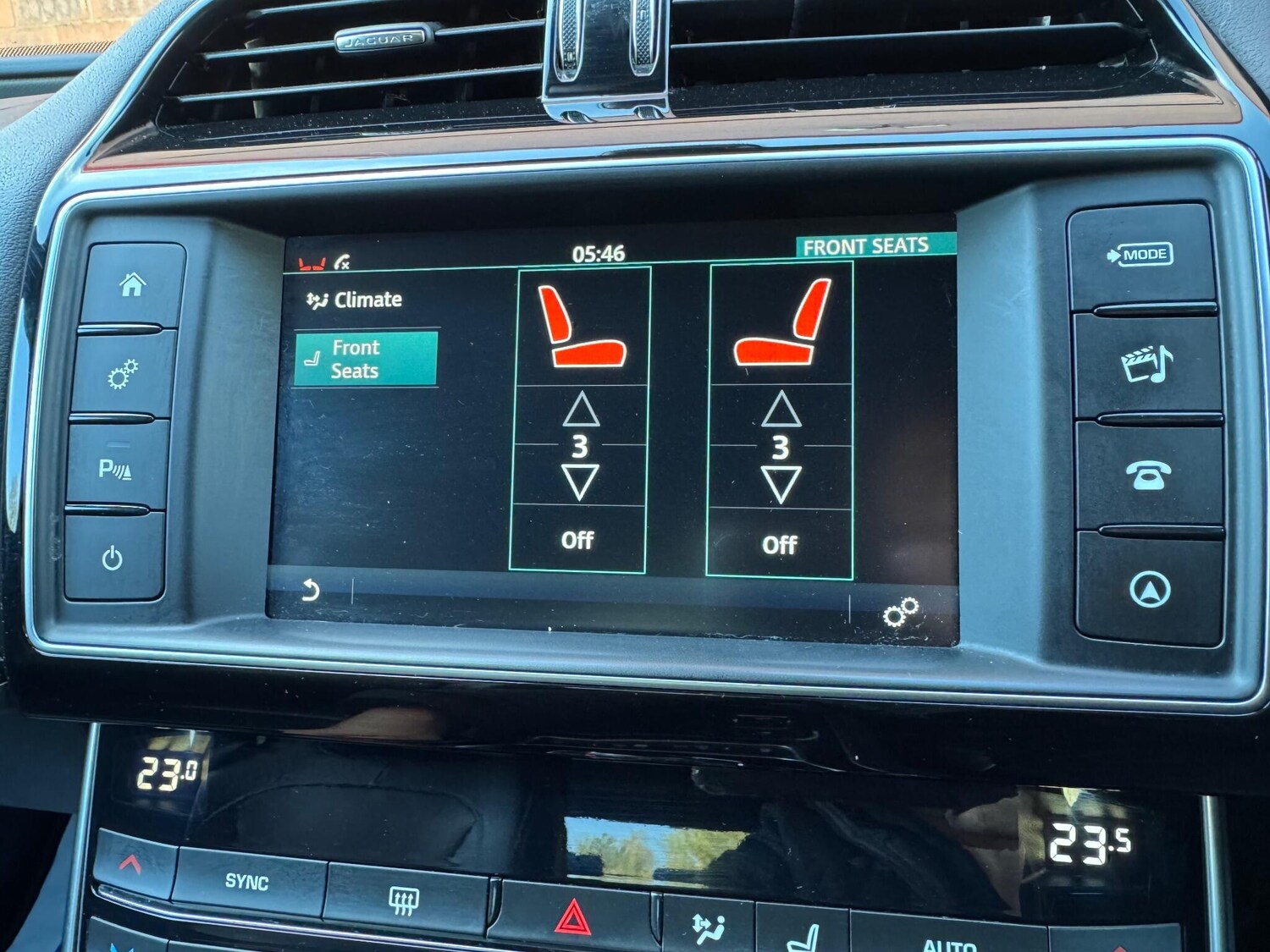 Used Jaguar XE 2018 for sale - 78157259: Photo 59