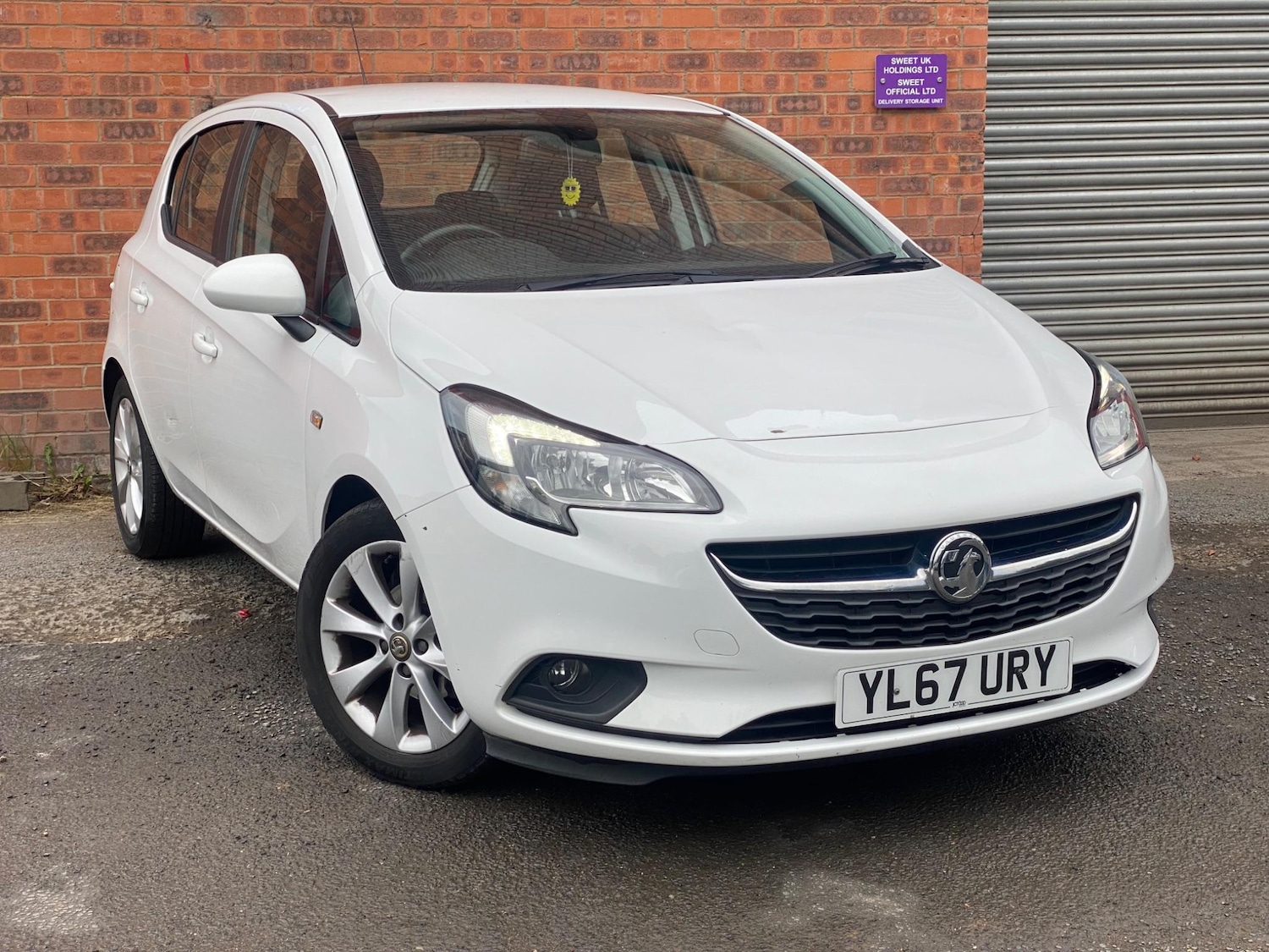 Vehicle 21