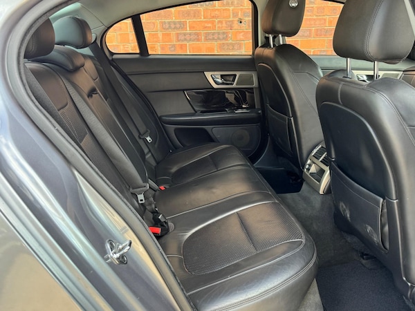 Used Jaguar XF 2010 for sale - 75094025: Photo 17