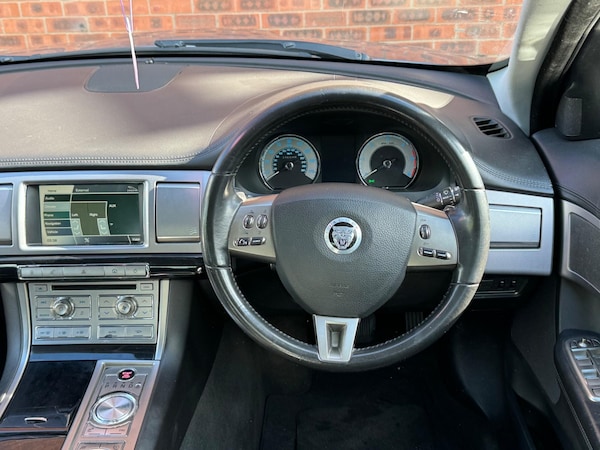 Used Jaguar XF 2010 for sale - 75094025: Photo 37