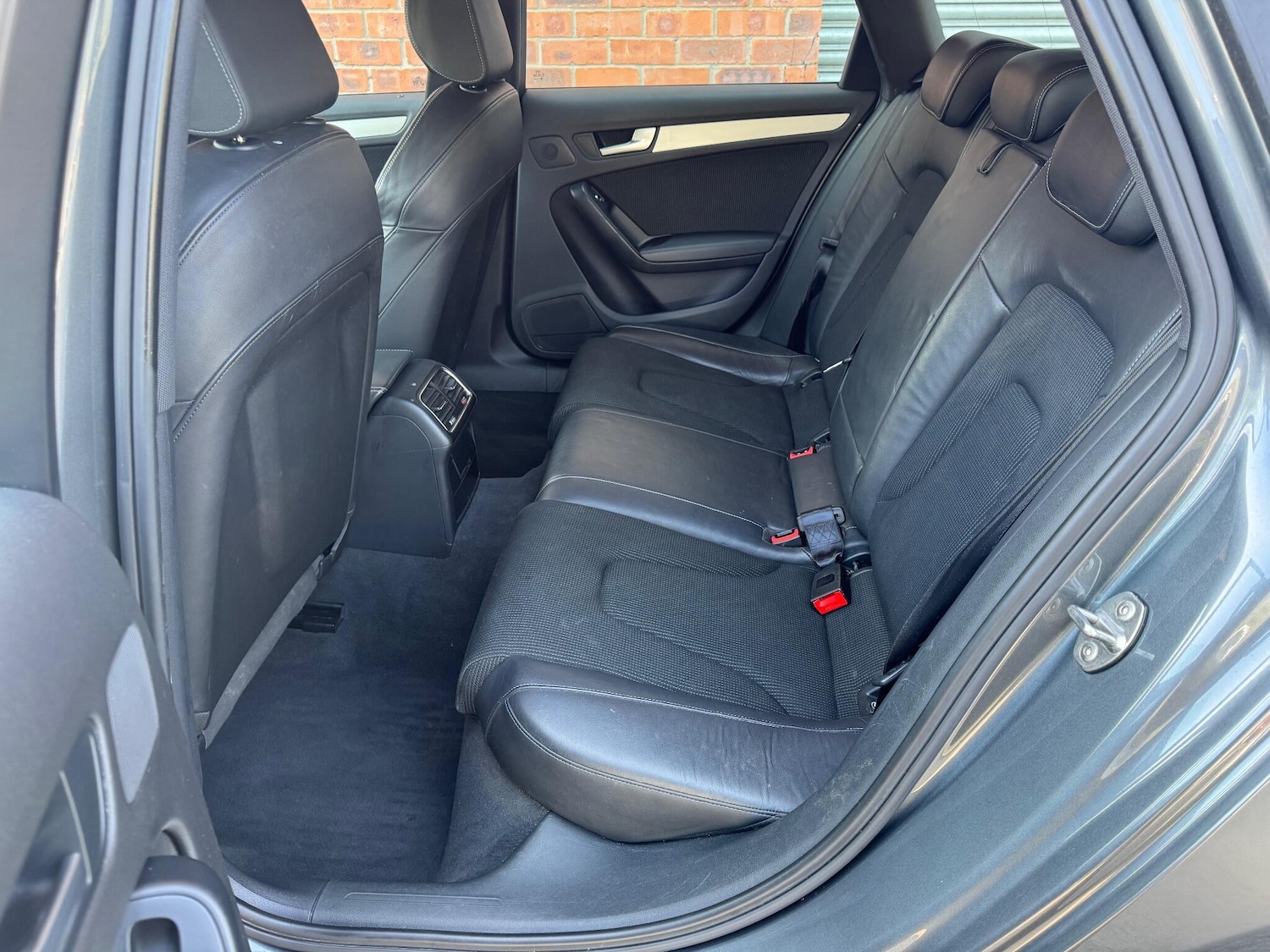 Used Audi A4 2013 for sale - 78171268: Photo 23