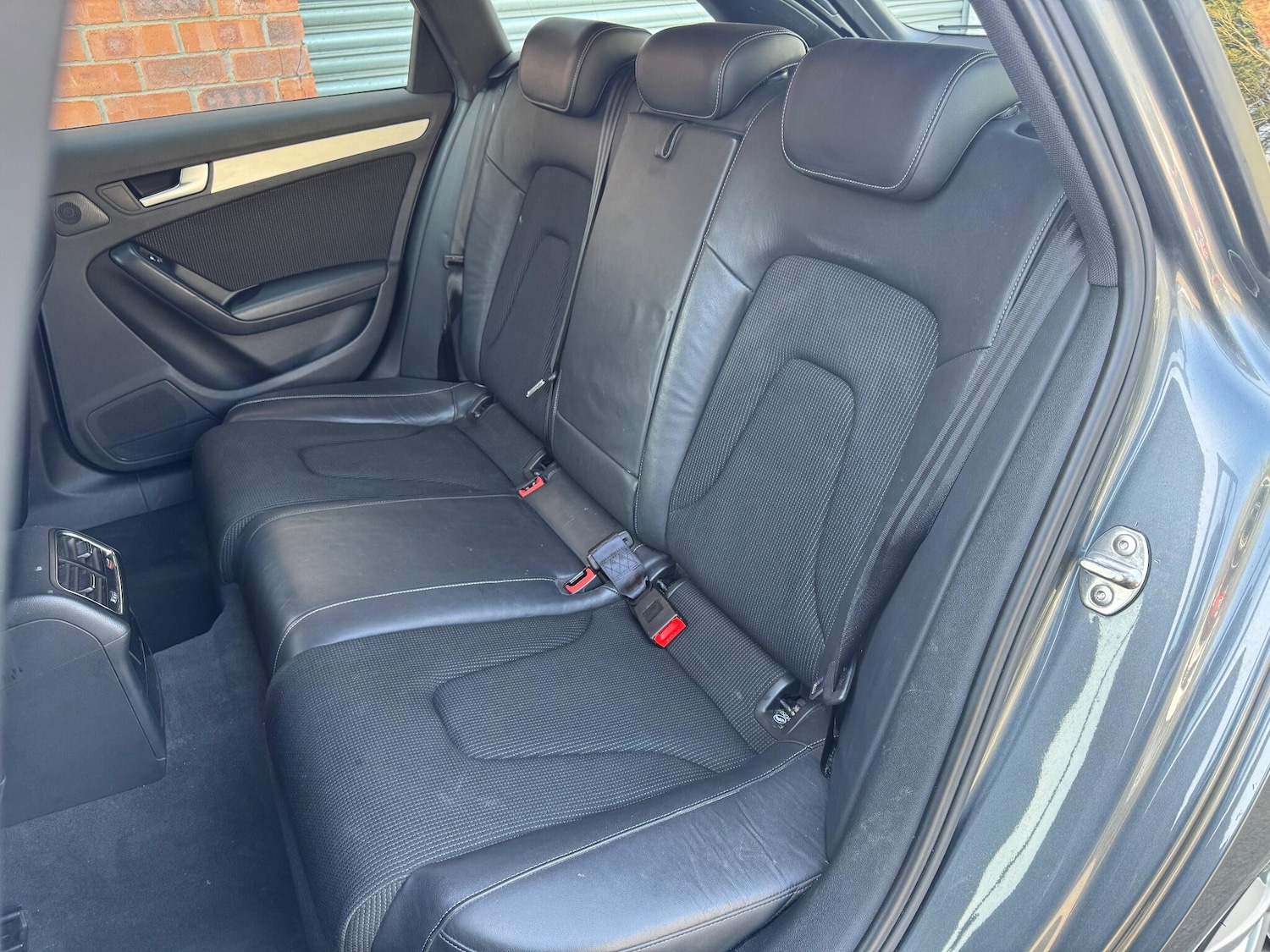 Used Audi A4 2013 for sale - 78171268: Photo 24