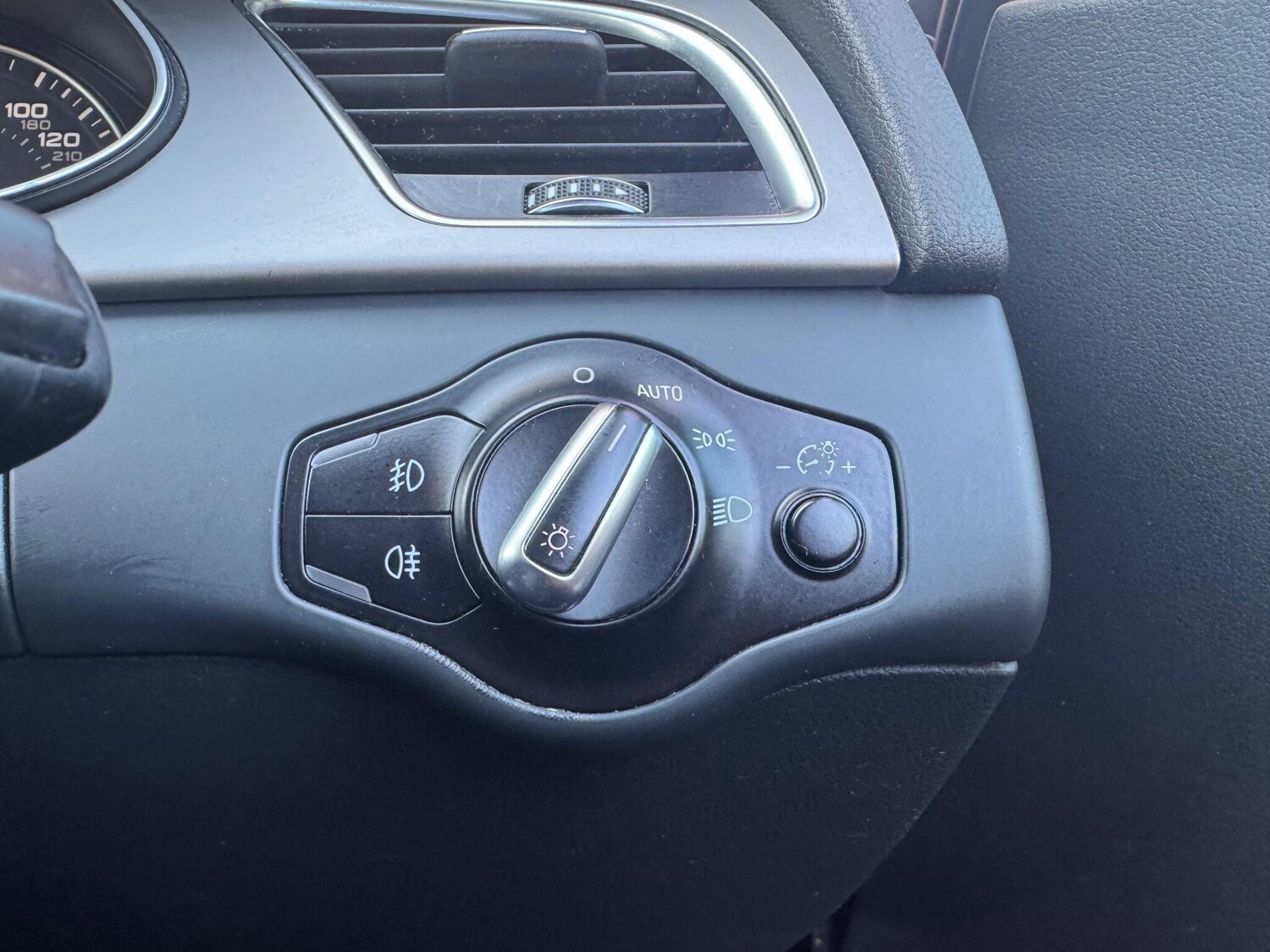 Used Audi A4 2013 for sale - 78171268: Photo 44