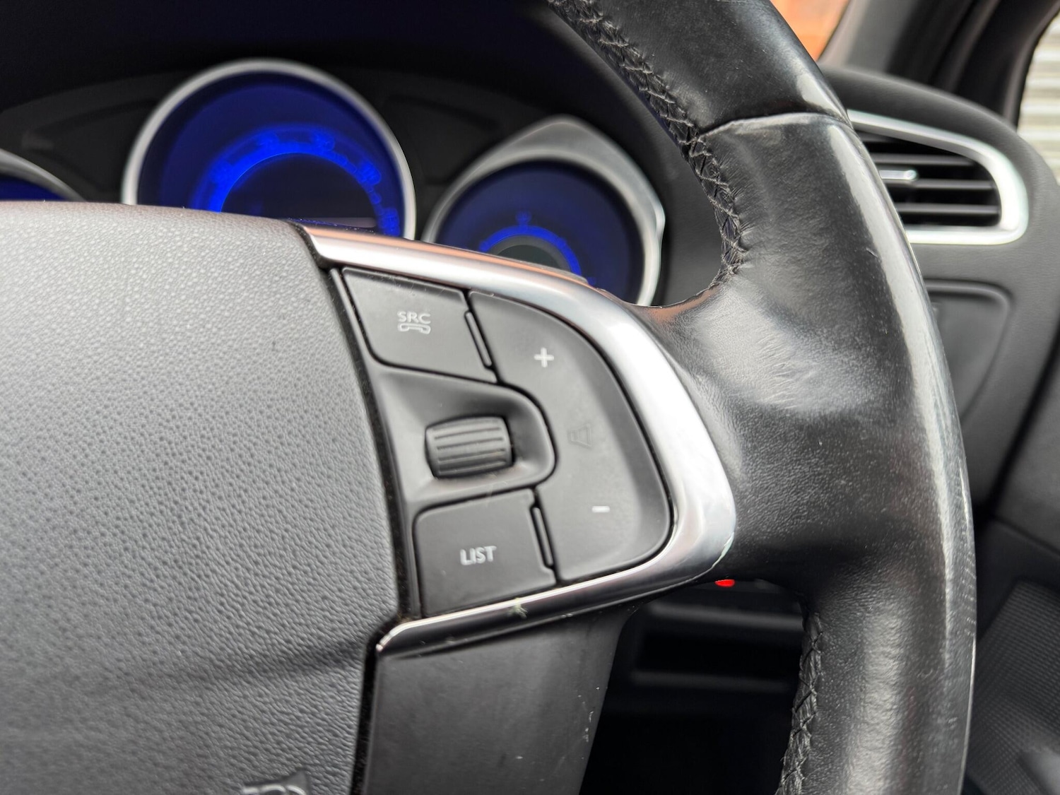 Used DS Automobiles DS 4 2017 for sale - 77793503: Photo 40