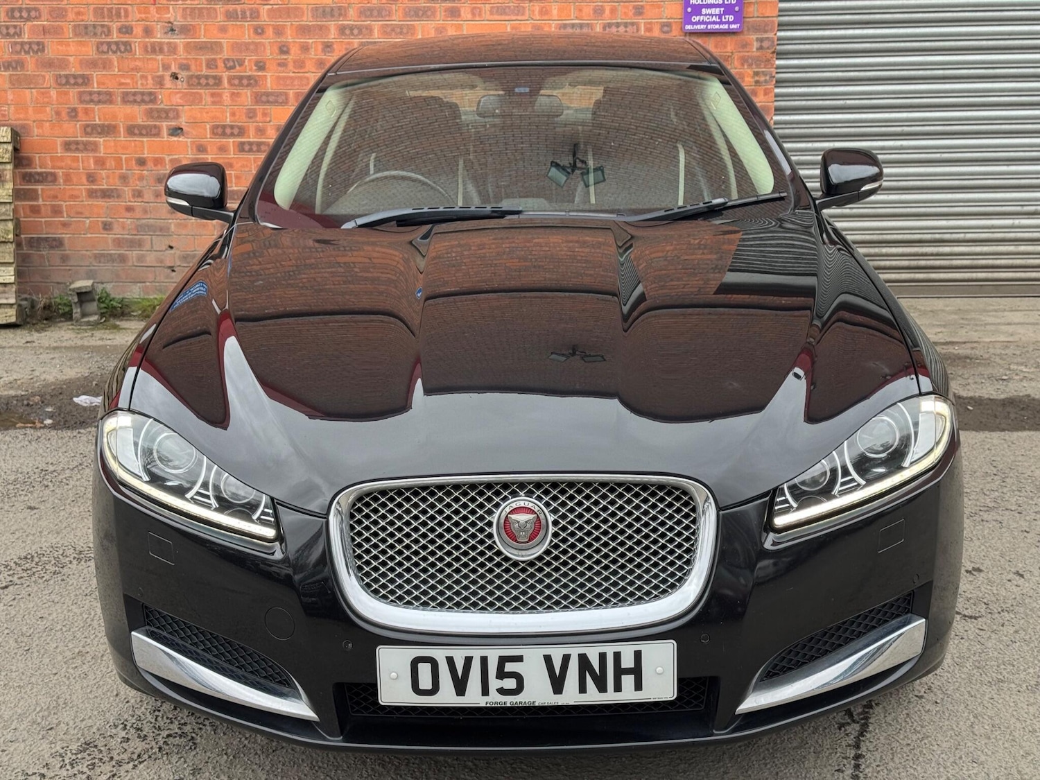 Used Jaguar XF 2015 for sale - 77978150: Photo 4