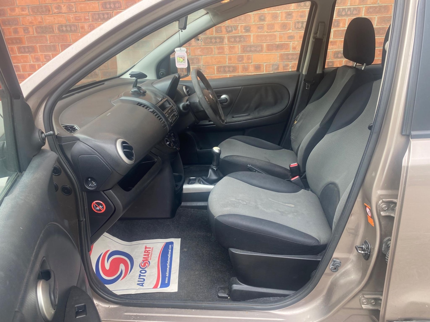 Vehicle 29