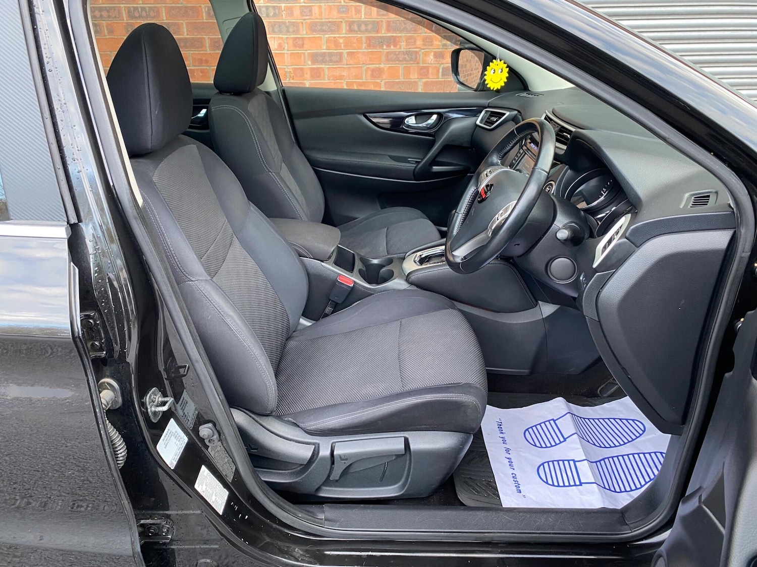 Used Nissan Qashqai 2015 for sale - 76850231: Photo 12