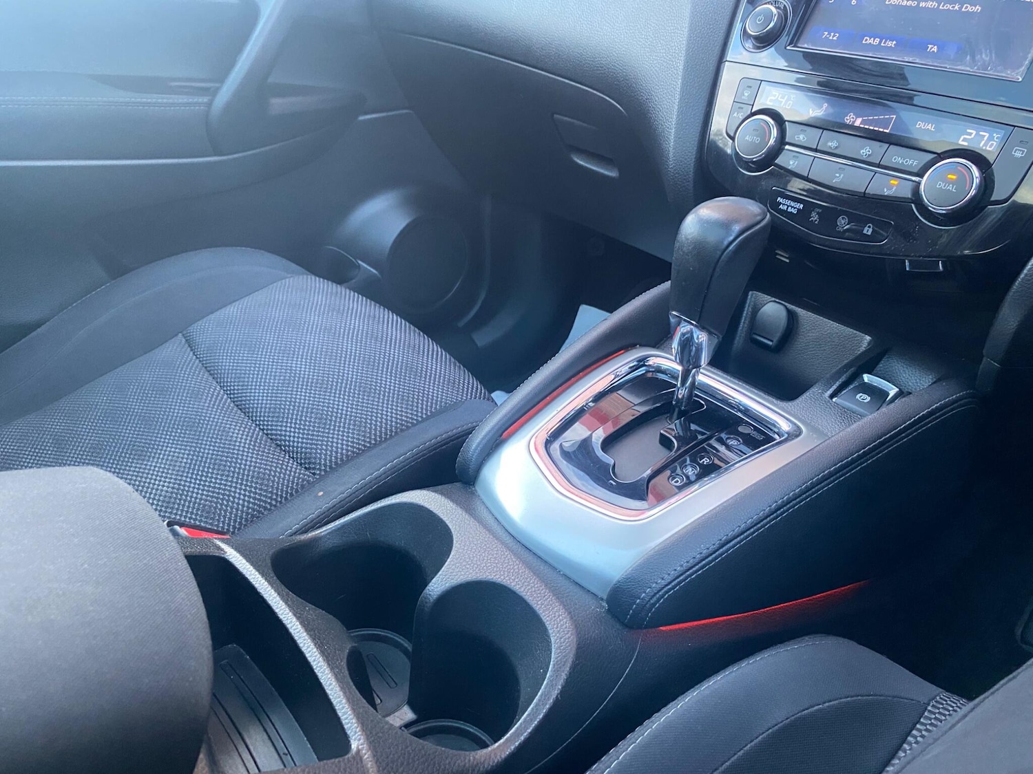 Used Nissan Qashqai 2015 for sale - 76850231: Photo 25