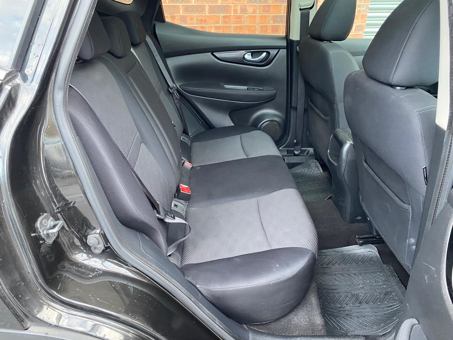 Used Nissan Qashqai 2015 for sale - 76850231: Photo 42