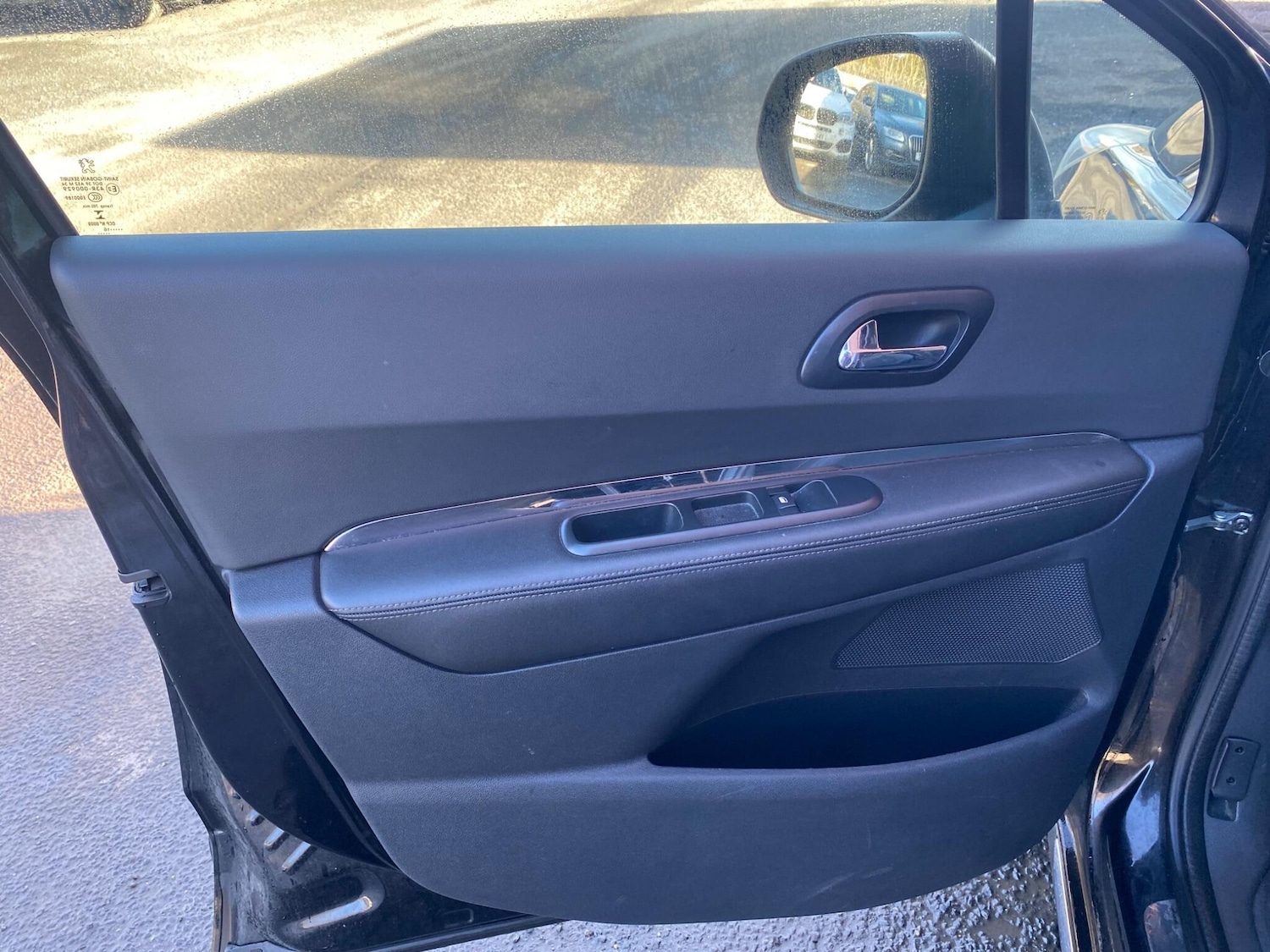 Used Peugeot 3008 2016 for sale - 75563730: Photo 64