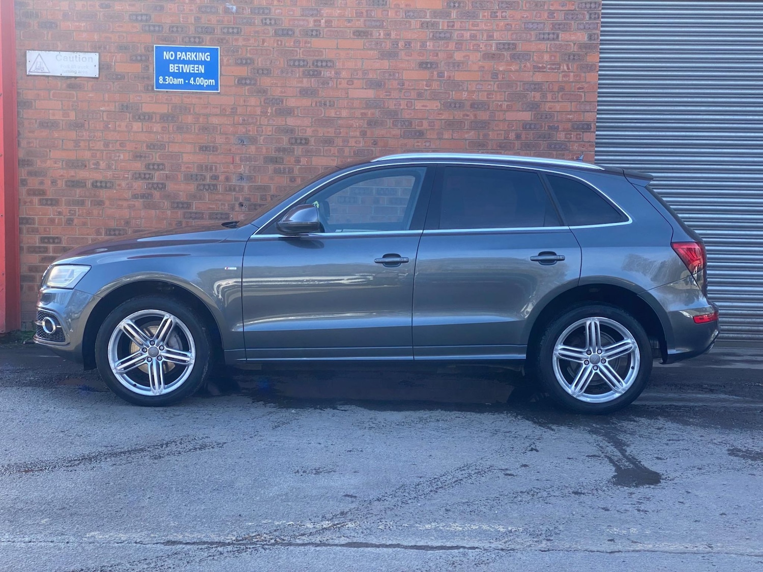 Vehicle 28