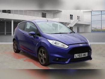 Used Ford Fiesta 2016 for sale - 77330569: Photo