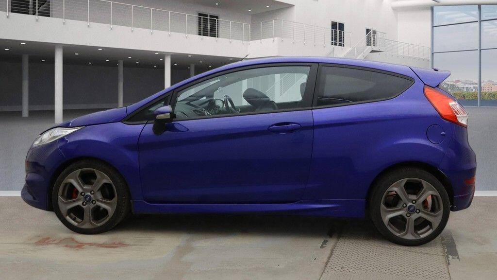 Used Ford Fiesta 2016 for sale - 77330569: Photo 6