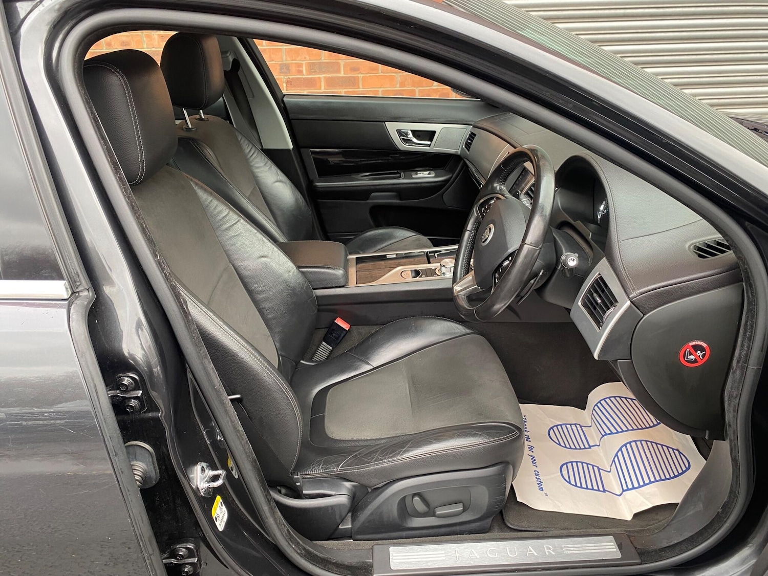 Used Jaguar XF 2013 for sale - 76887133: Photo 12