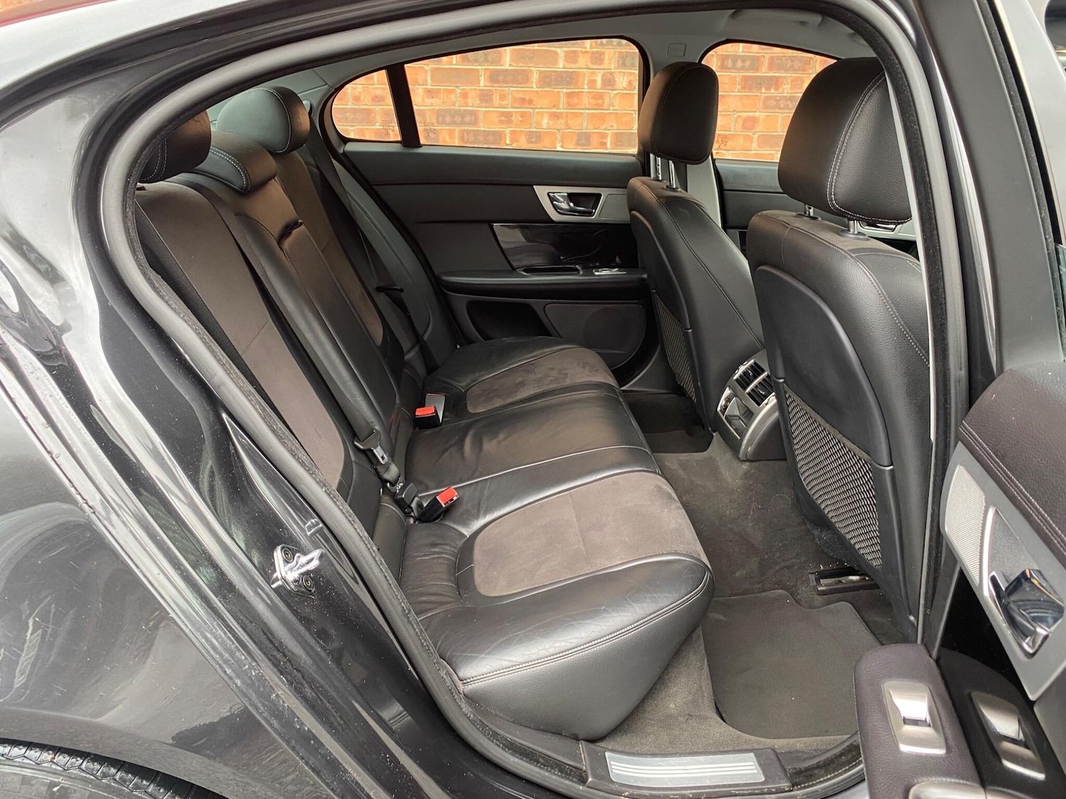 Used Jaguar XF 2013 for sale - 76887133: Photo 42