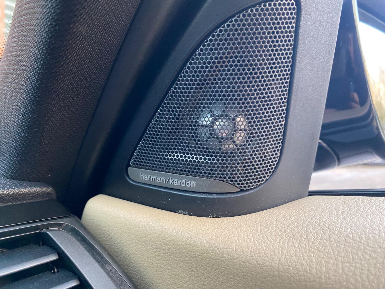 Used BMW 3 Series 2014 for sale - 76562408: Photo 21