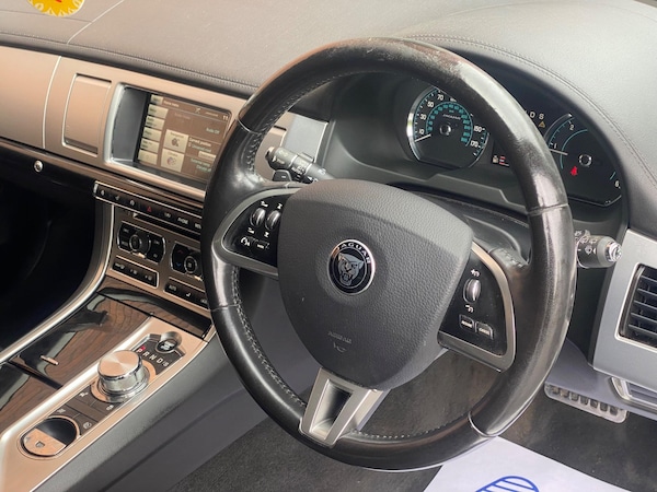 Used Jaguar XF 2014 for sale - 75280052: Photo 12