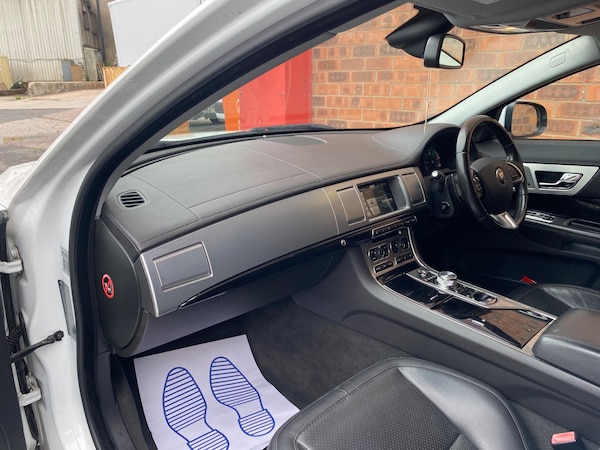 Used Jaguar XF 2014 for sale - 75280052: Photo 31