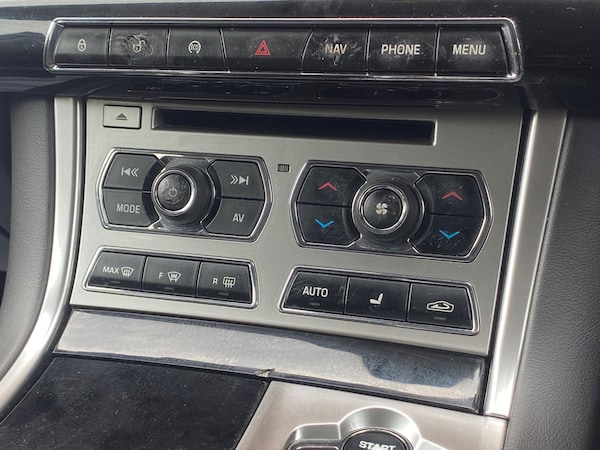 Used Jaguar XF 2014 for sale - 75280052: Photo 56